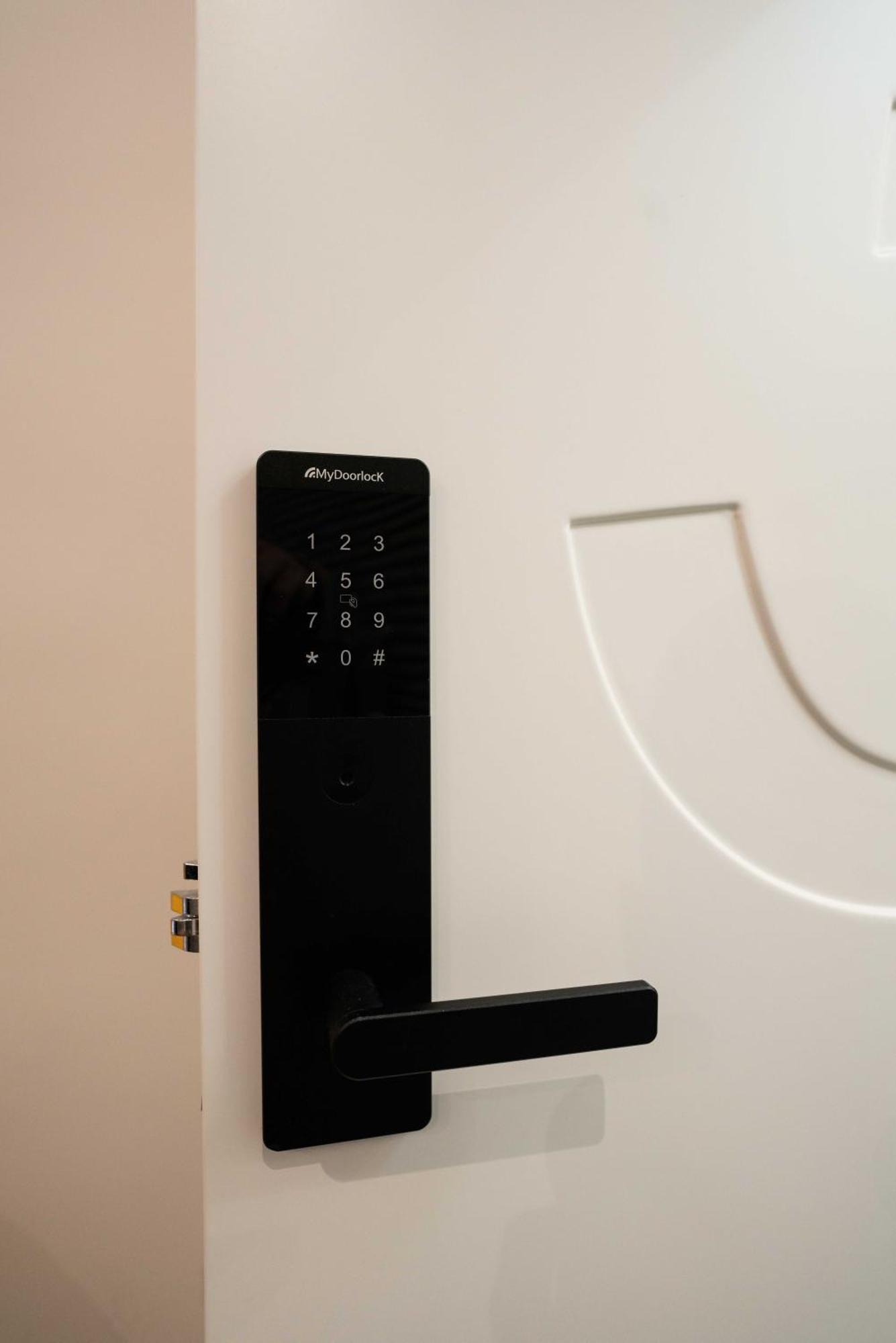 Worldwidesuites Napoli Ngoại thất bức ảnh