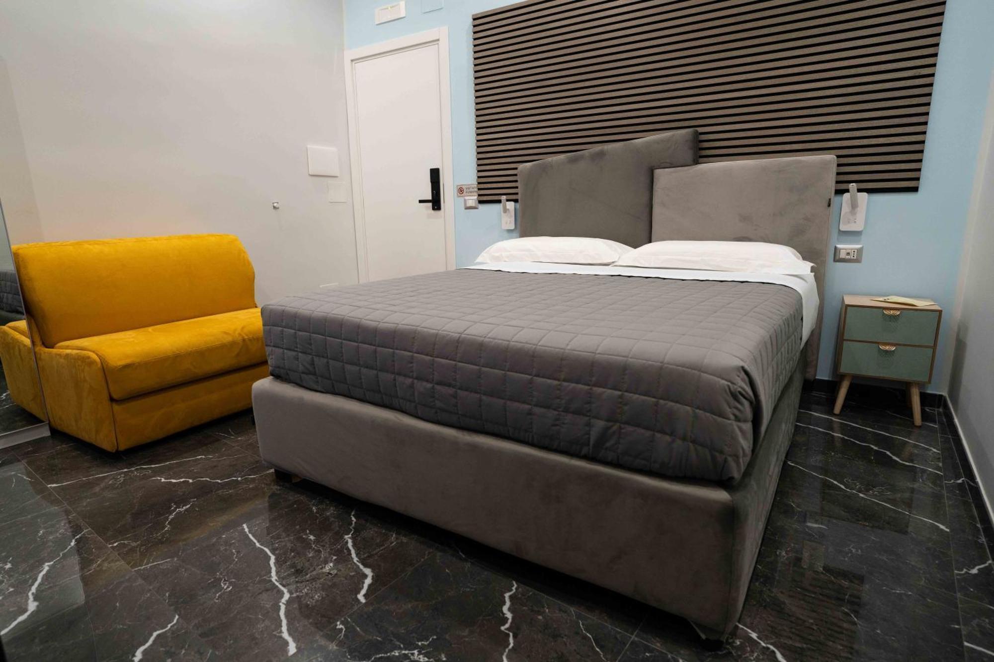 Worldwidesuites Napoli Ngoại thất bức ảnh