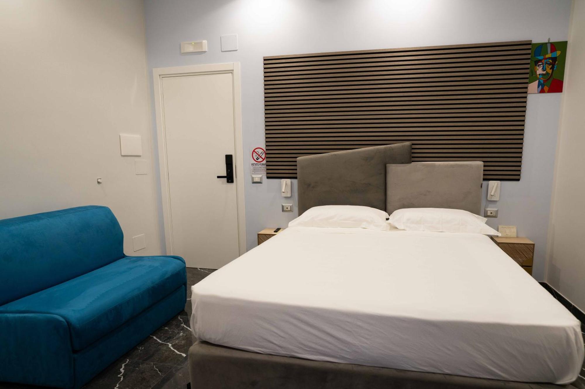 Worldwidesuites Napoli Ngoại thất bức ảnh